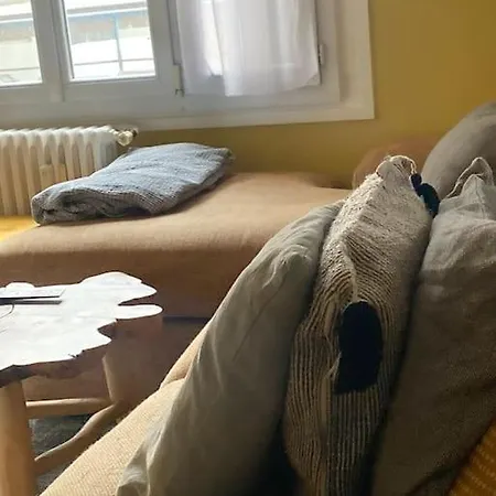 Colorful & Cozy Flat - 10 Min Walk From Paris * بانيوليه